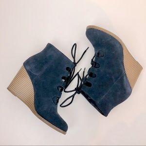 Sonoma Snninanavy Blue Suede Laced Wedge Bootie 6